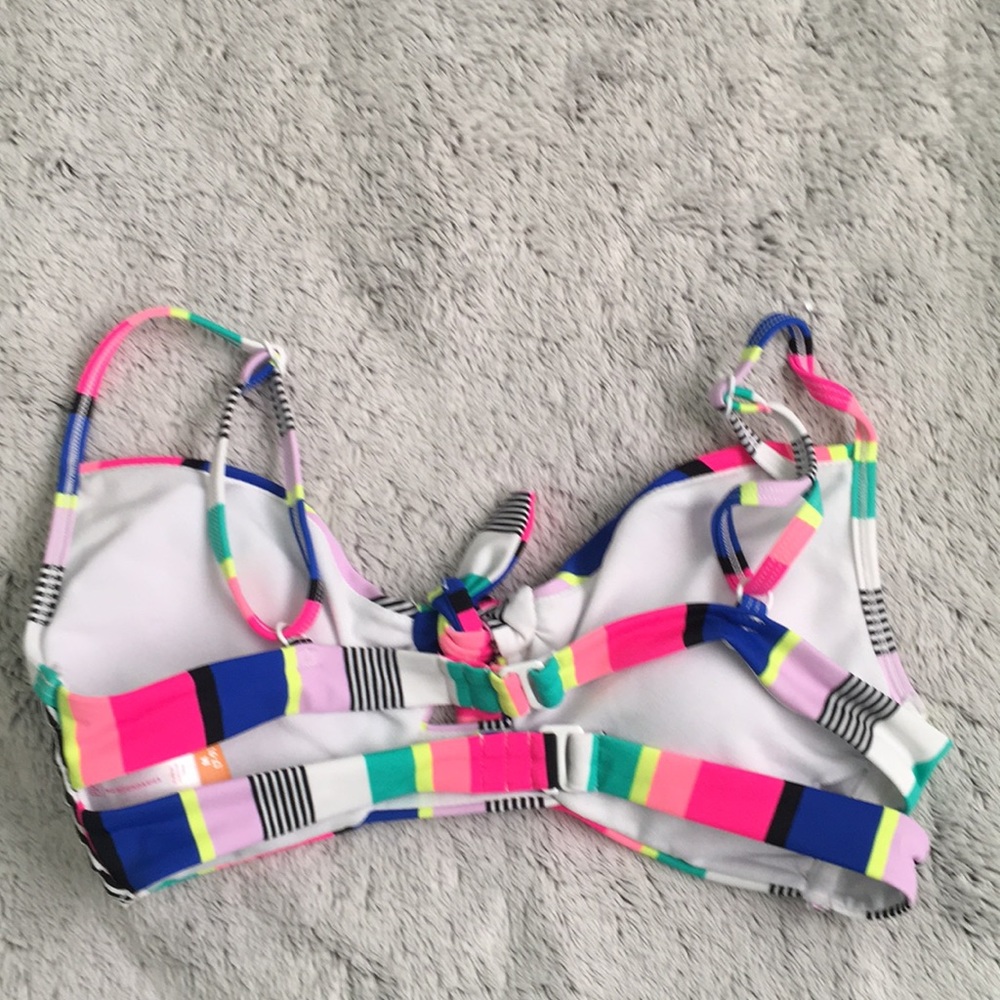 bikini top - Picture 2 of 2